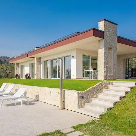 Casa Palai Luxury * バルドリーノ
